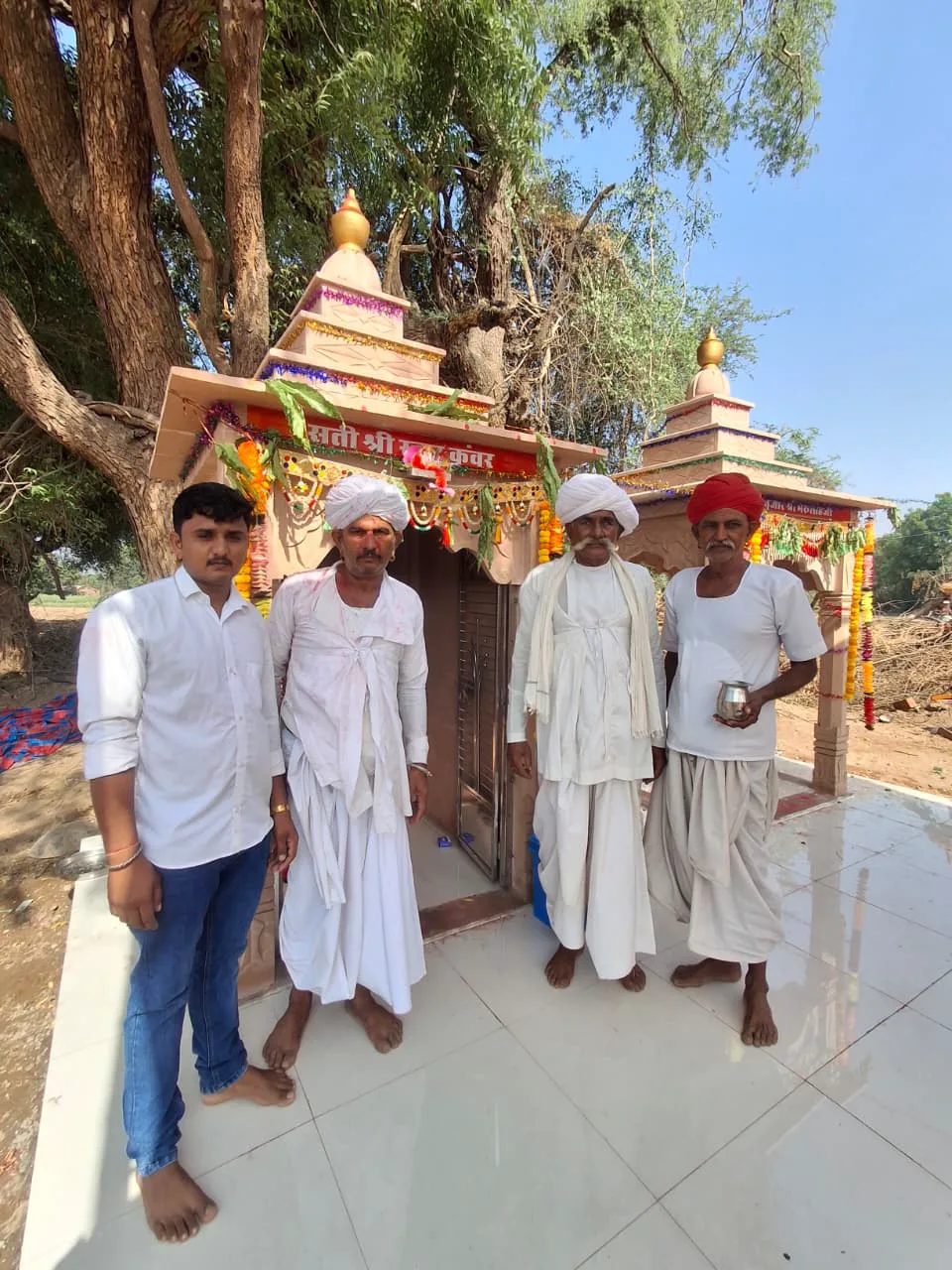 मंडारडी में गूंजी सती माता और राव सिरदार जुझारजी की जयकार: ३०० साल बाद भव्य प्राण प्रतिष्ठा महोत्सव संपन्न – फोटो 4