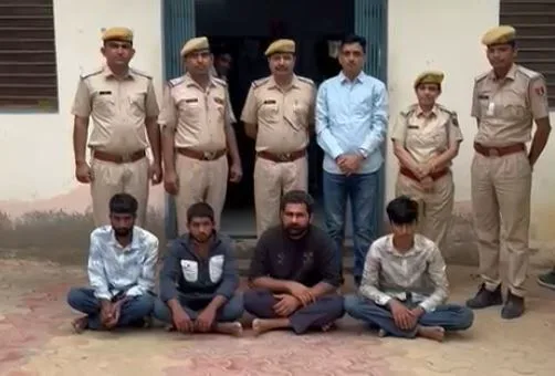 रील का झांसा, लूट का फंदा: सोशल मीडिया गैंग का पर्दाफाश, 4 बदमाश दबोचे गए