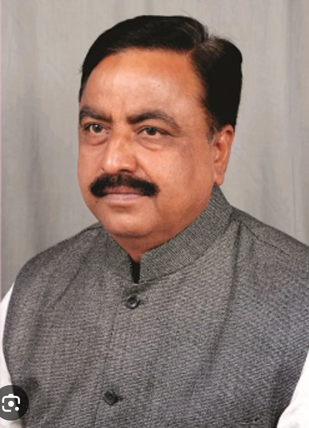 भीनमाल रीको क्षेत्र की बदहाल सड़कों के लिए नारायण सिंह देवल ने खोला मोर्चा, उद्योग मंत्री को लिखा पत्र