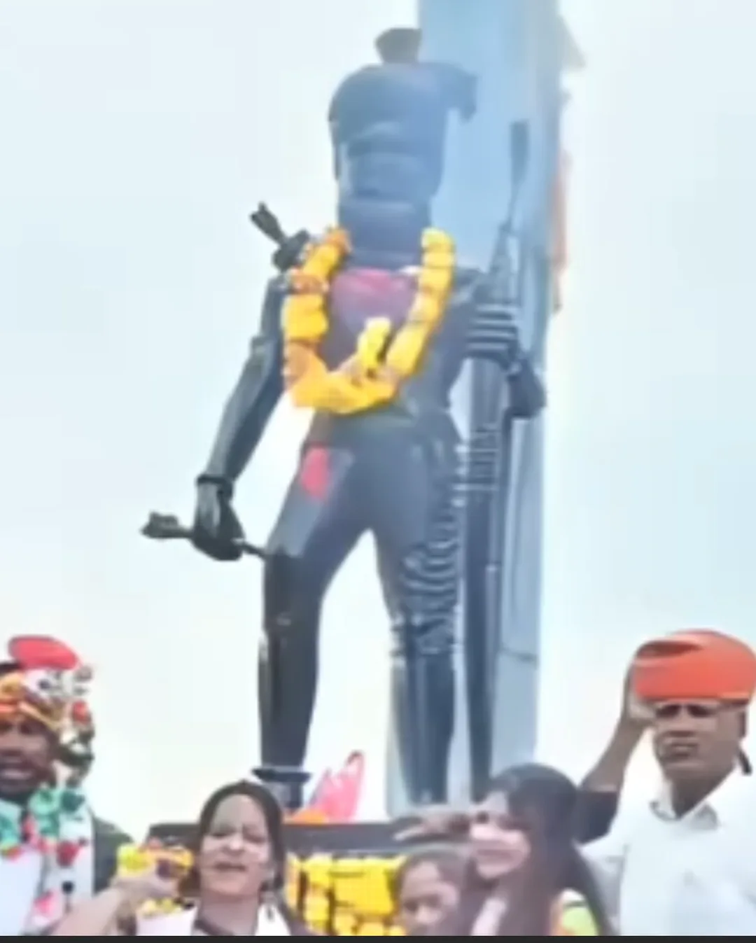रानीवाड़ा के सियासी रण में रोत की 'एंट्री': खारा की बारात और समाज के 'सिरमौर' का स्वागत, बदलेंगे समीकरण!