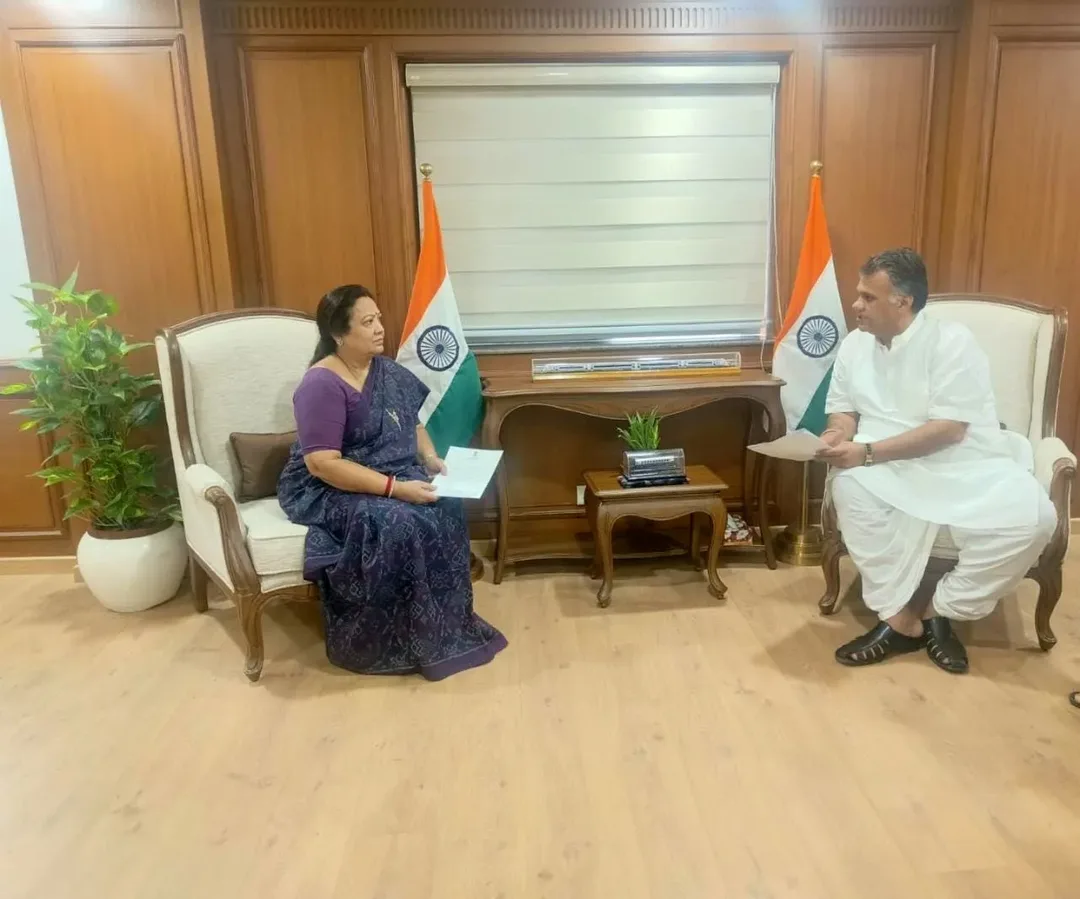 सांसद देवजी पटेल मिले रेल राज्य मंत्री से, पिंडवाड़ा और जवाई बांध पर ट्रेन स्टोपेज की मांग