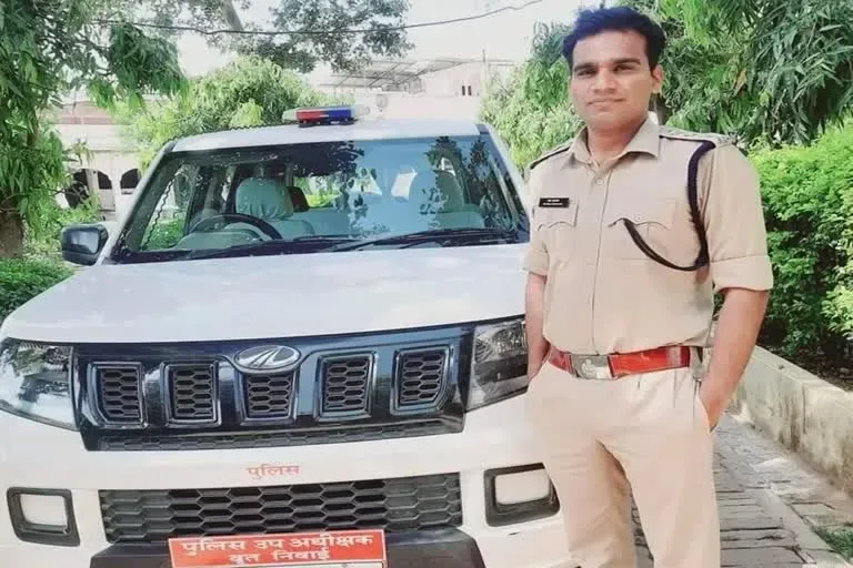 डिप्टी रूद्रप्रताप शर्मा को तत्काल बहाल करे, ब्रह्मदेव समाज ने मुख्यमंत्री के नाम सौंपा ज्ञापन – फोटो 2