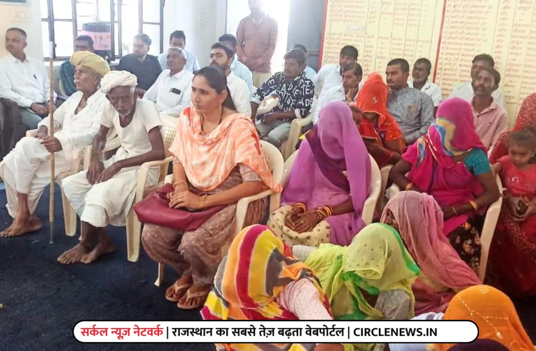 जिला कलक्टर ने दांतलावास में जनसुनवाई कर आमजन की समस्याओं का किया निस्तारण