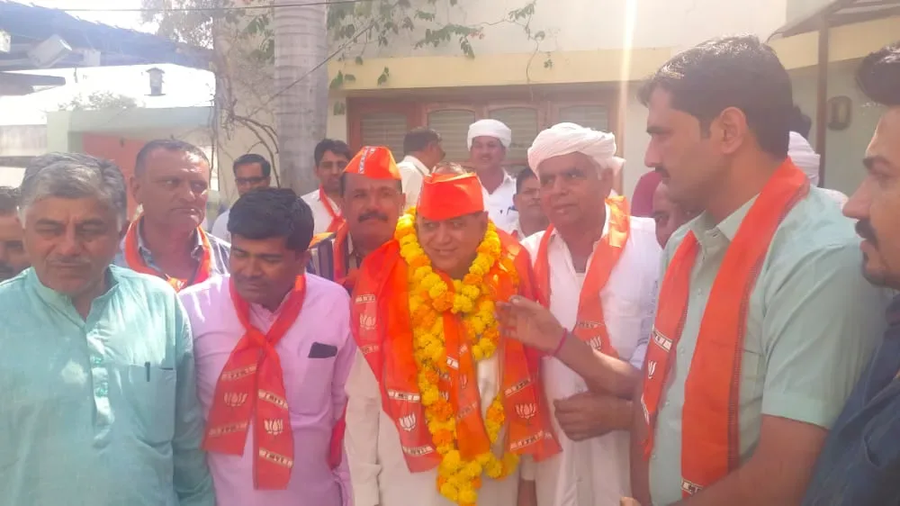 धानेरा GUJRAT में भाजपा BJP ने खेला तुरूप का पत्ता (trump card), भगवानभाई पटेल को बनाया उम्मीदवार, कौन है भगवानभाई ? क्या है इनकी सियासी जन्मपत्री?