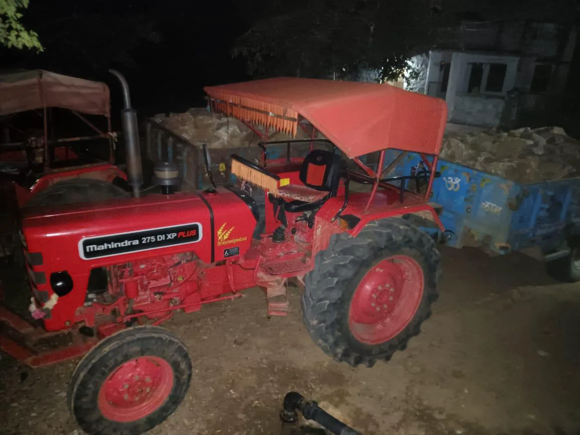 अवैध खनन के विरुद्ध वन विभाग रानीवाड़ा की कार्रवाई, 2 ट्रैक्टर ट्रॉली किए जब्त
