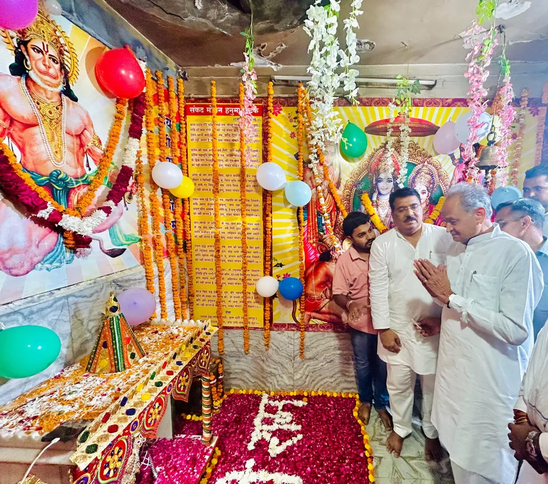 जालोर-सिरोही को 20 साल आगे बढ़ाना है, तरक्की की ओर लाकर इसे समृद्ध बनाना है: अशोक गहलोत – फोटो 5