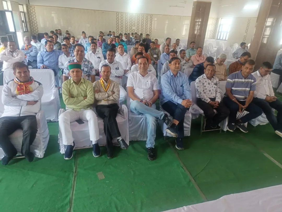 ग्राम विकास अधिकारी संघ की प्रदेश बैठक महेन्दीपुर बालाजी में हुई सम्पन्न, प्रदेश कार्यकारिणी का हुआ गठन, सदस्यों ने अपनी समस्याओं को मंत्र से उठाया