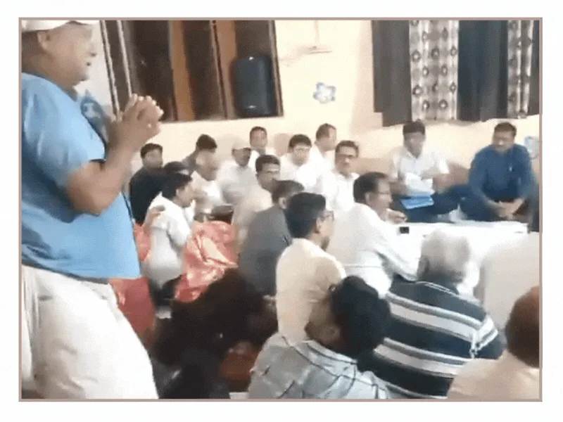 ग्राम बागरा में रात्रि चौपाल का हो रहा आयोजन, लोगों की समस्याओं का हाथों हाथ किया जा रहा समाधान