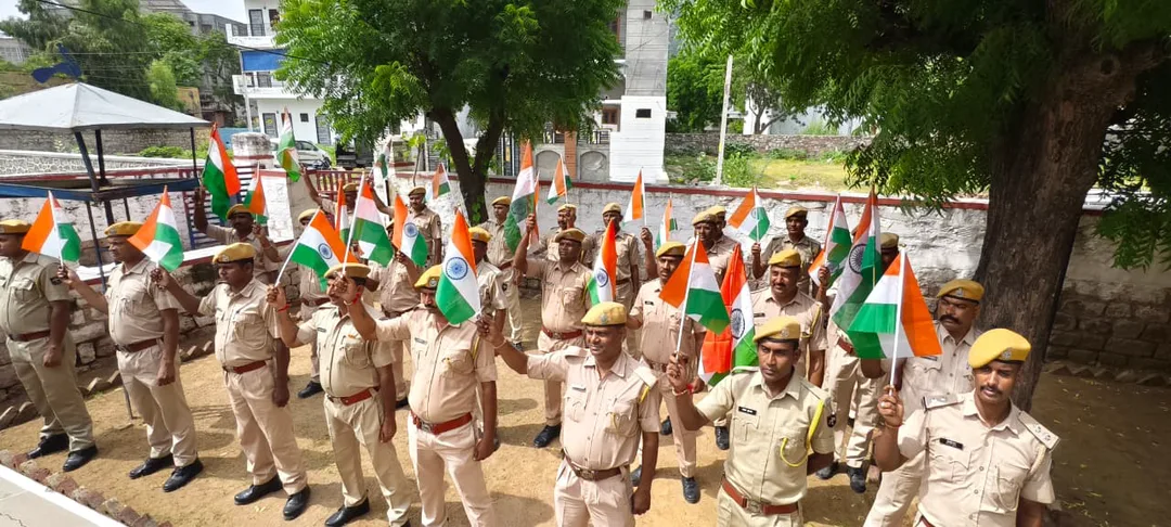 तिरंगा रैली और तिरंगा यात्रा से तिरंगे व देश भक्ति भावना से सरोबार हुआ जालोर – फोटो 2