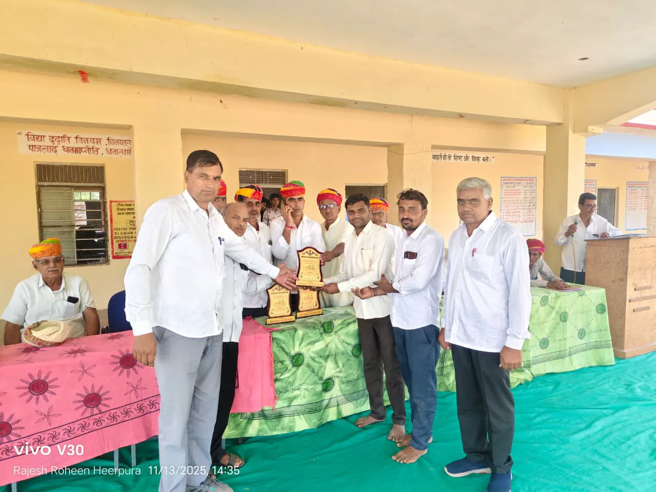 🏆 गांग में सांसद खेल महोत्सव का क्लस्टर स्तरीय समापन: गांग ने कूड़ा को हराकर वॉलीबॉल खिताब जीता!