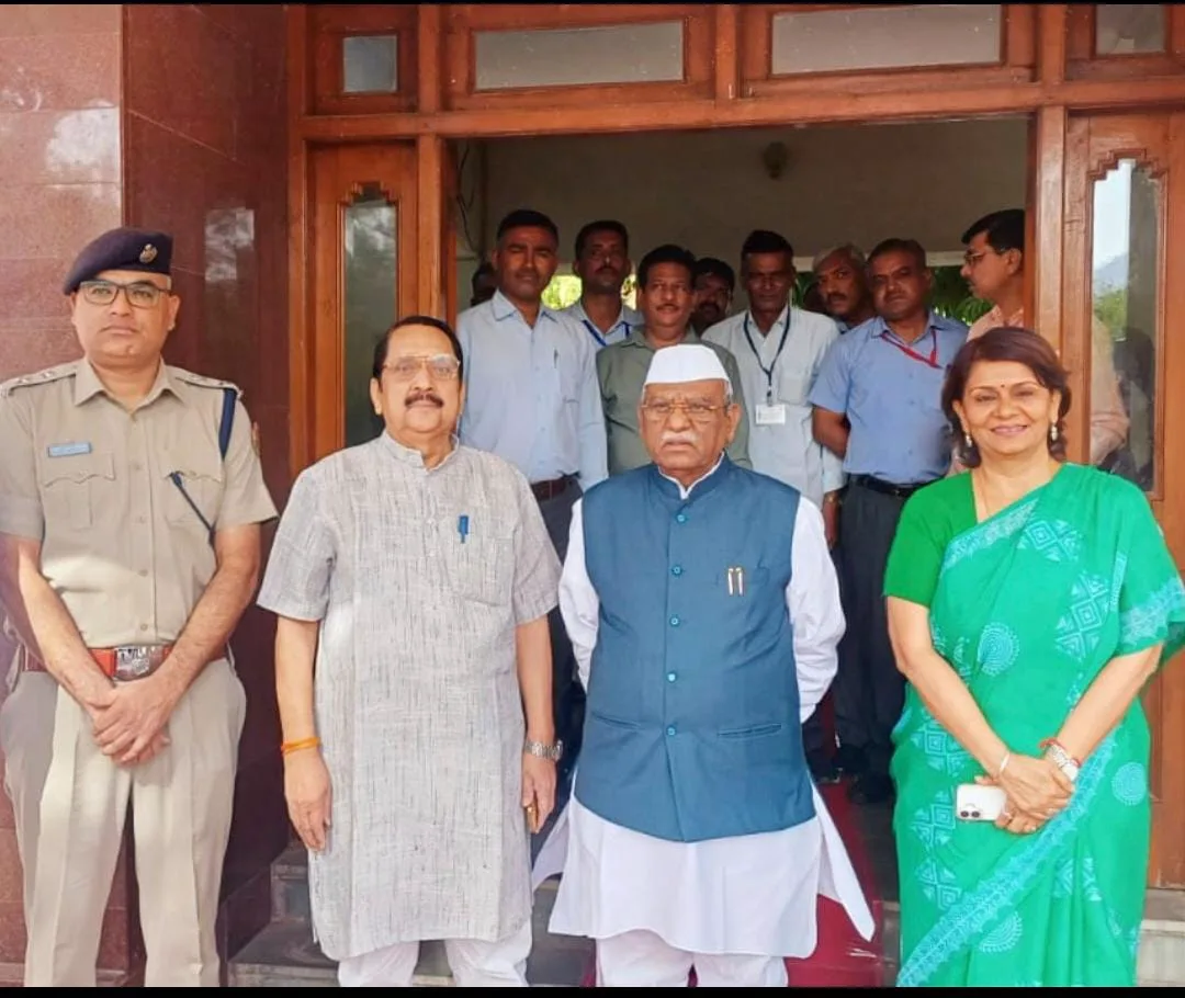 राजपुरोहित ने राज्यपाल हरिभाऊ बागडे से की शिष्टाचार भेंट, जल संरक्षण व प्रवासी मुद्दों पर हुई सार्थक चर्चा