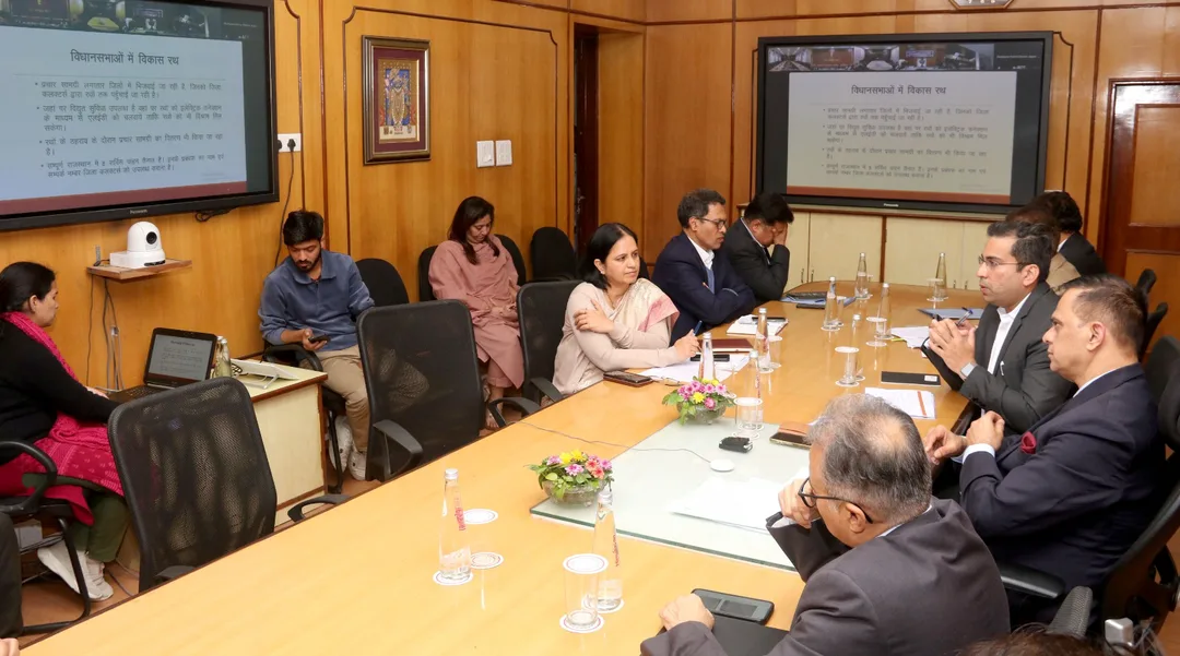 मुख्य सचिव का कडा रुख: सोशल मीडिया पर दिखे सरकार का काम, विकास रथ यात्रा की मॉनिटरिंग में न हो कोताही