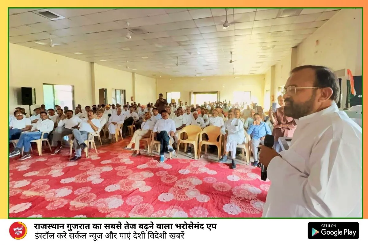 रेवदर विधायक अब बछडा नही, सांड बन गए है अब, मदन राठौड की बात का संयम लोढा ने दिया जवाब, सह प्रभारी रित्विक मकवाना की सभा