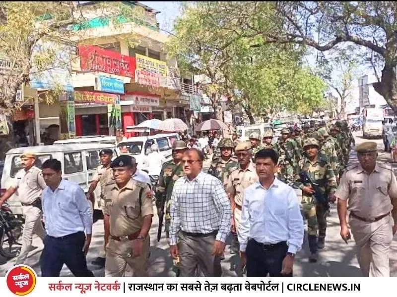 लोकसभा आम चुनाव 2024 के दृष्टिगत सीमा सुरक्षा बल, जिला प्रशासन एवं जिला पुलिस ने सांचौर शहरी क्षेत्र में किया फ्लैग मार्च