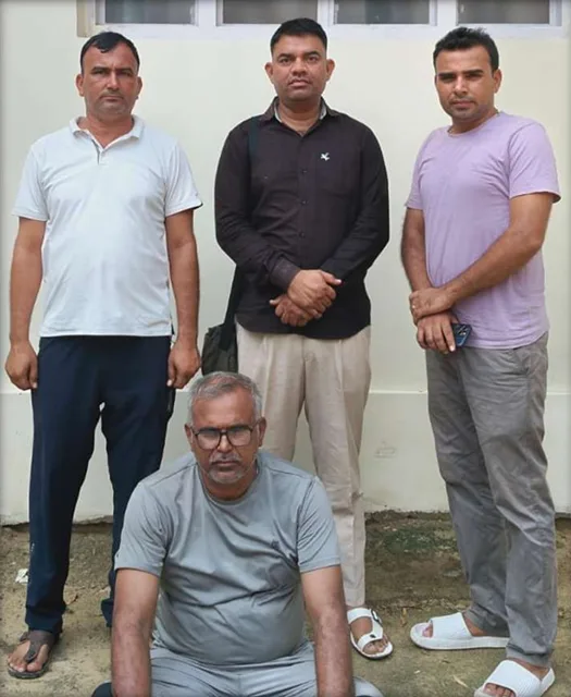 ऑपरेशन ड्रगमग: 'साइक्लोनर' टीम ने 35 हजार के इनामी तस्कर को दबोचा, ड्रग्स की दुनिया का 'रिंग मास्टर' अब सलाखों के पीछे