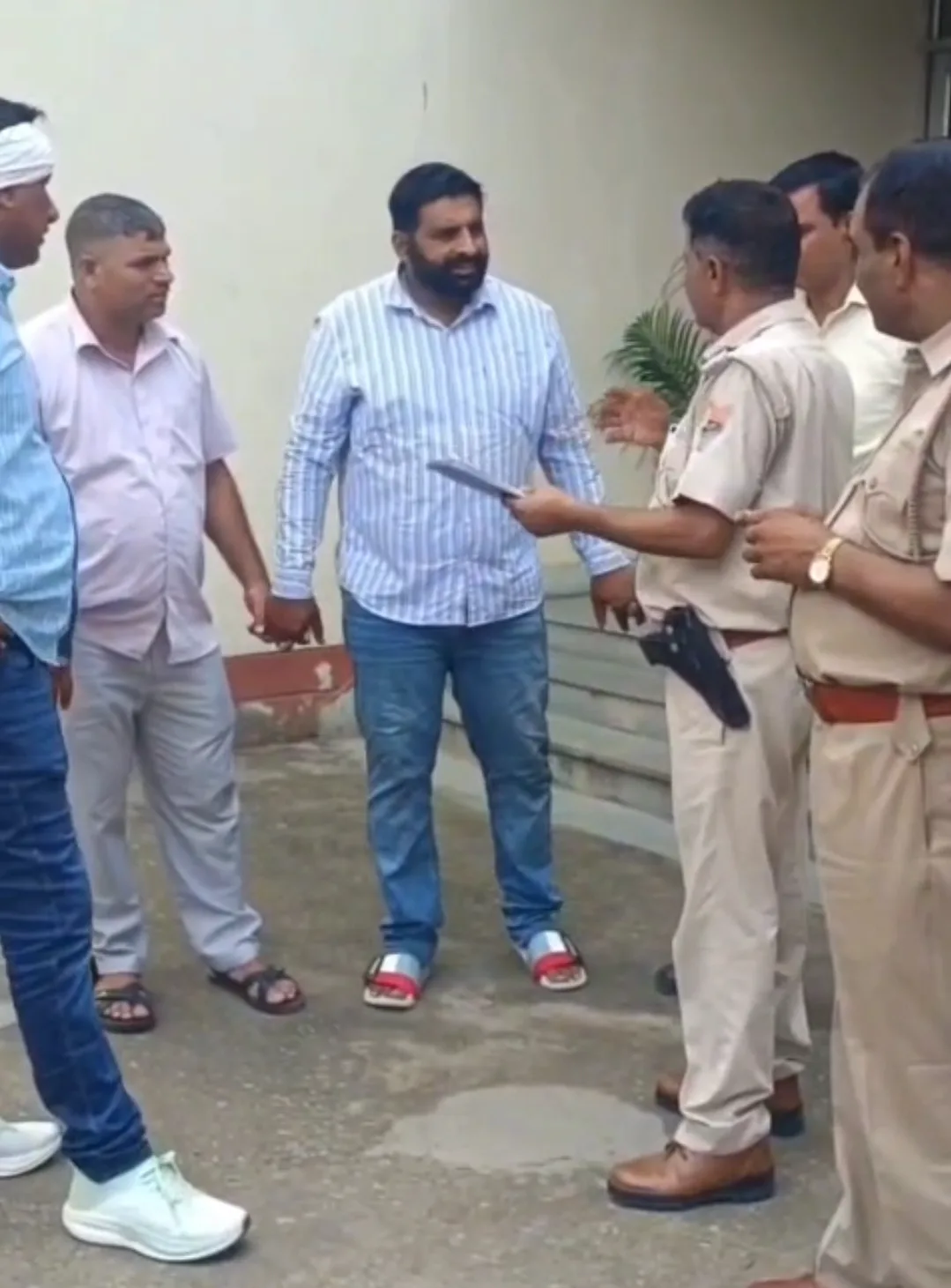 ऑपरेशन 'गाँजनेय' का 'महा-धमाका': कमांडो से गैंगस्टर बना, अब शिकंजे में! – फोटो 2