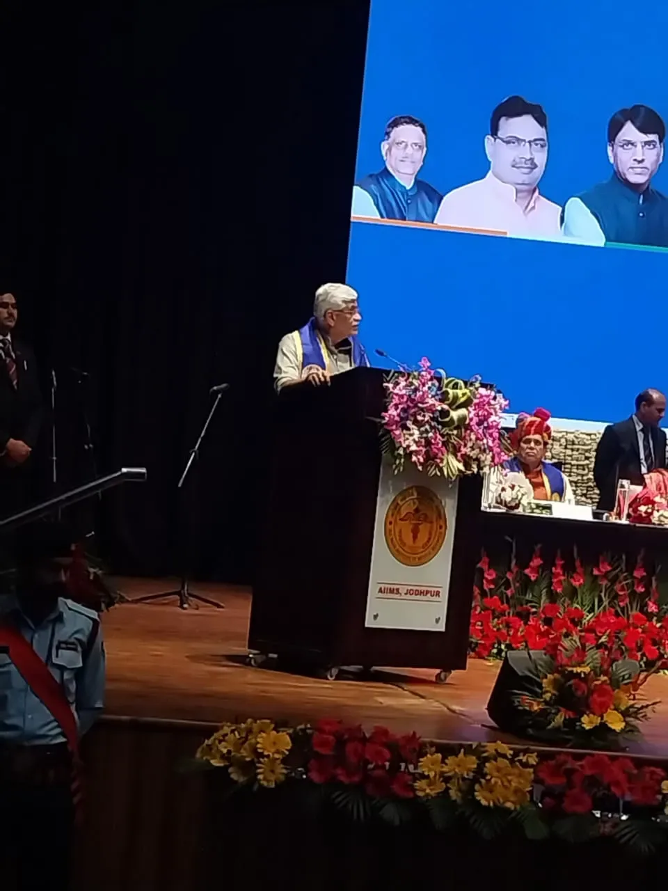 अस्पताल चिकित्सा का मंदिर है और उनकी सेवा करना डॉक्टरों की जिम्मेदारी : डॉ मांडविया – फोटो 2