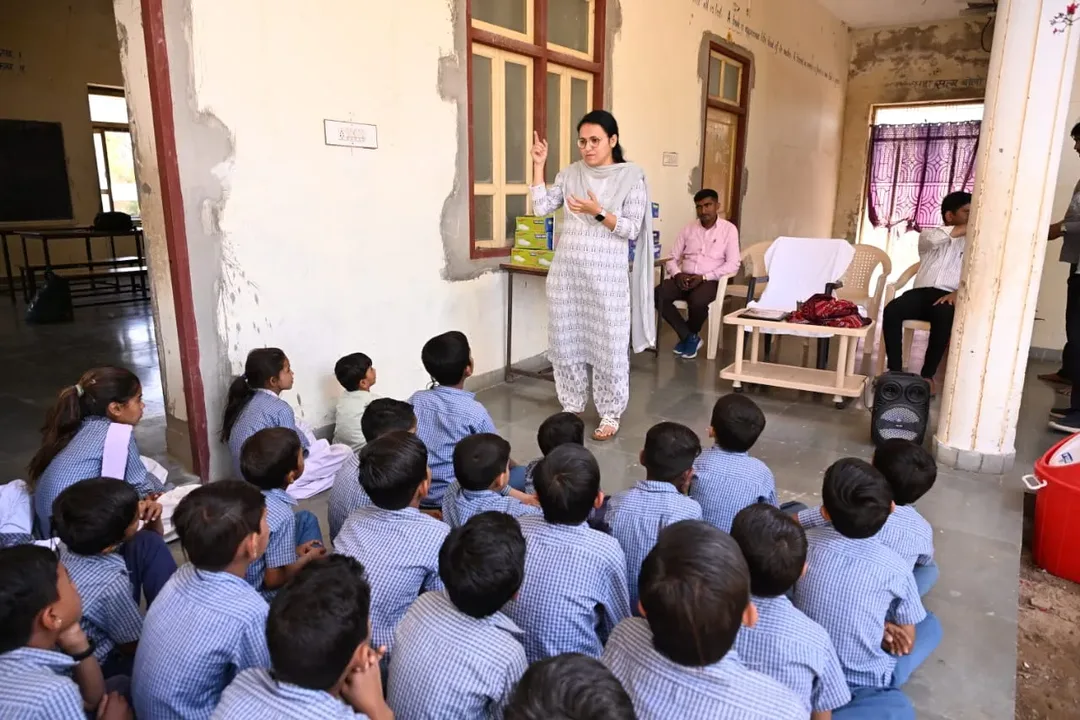 वात्सल्य धाम के बच्चों से मुखातिब हुई बीडीओ हेमलता बिश्नोई – फोटो 3