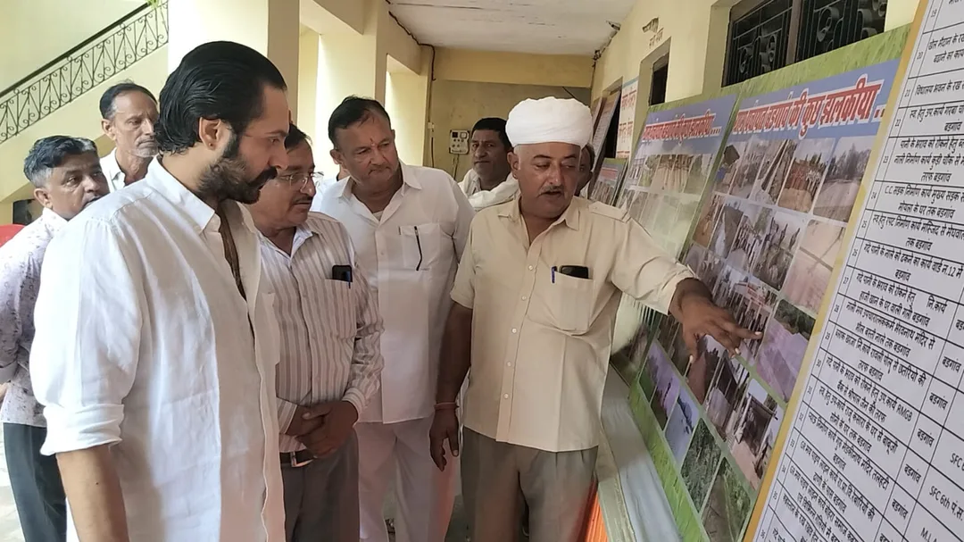 ग्रामीण सेवा शिविर में उमड़ा जनसैलोब: बड़गांव में समस्याओं का मौके पर हुआ निस्तारण, विकास कार्यों की प्रदर्शनी बनी आकर्षण का केंद्र