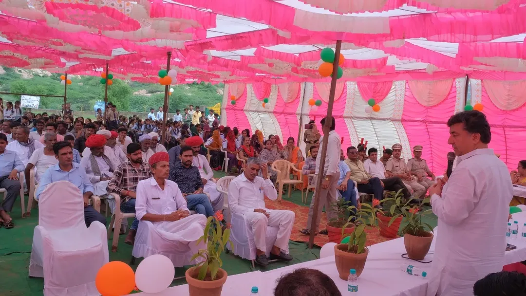 लव-कुश वाटिका में हुआ 75वें जिला स्तरीय वन महोत्सव का आयोजन, लगाए गए 1100 पौधें