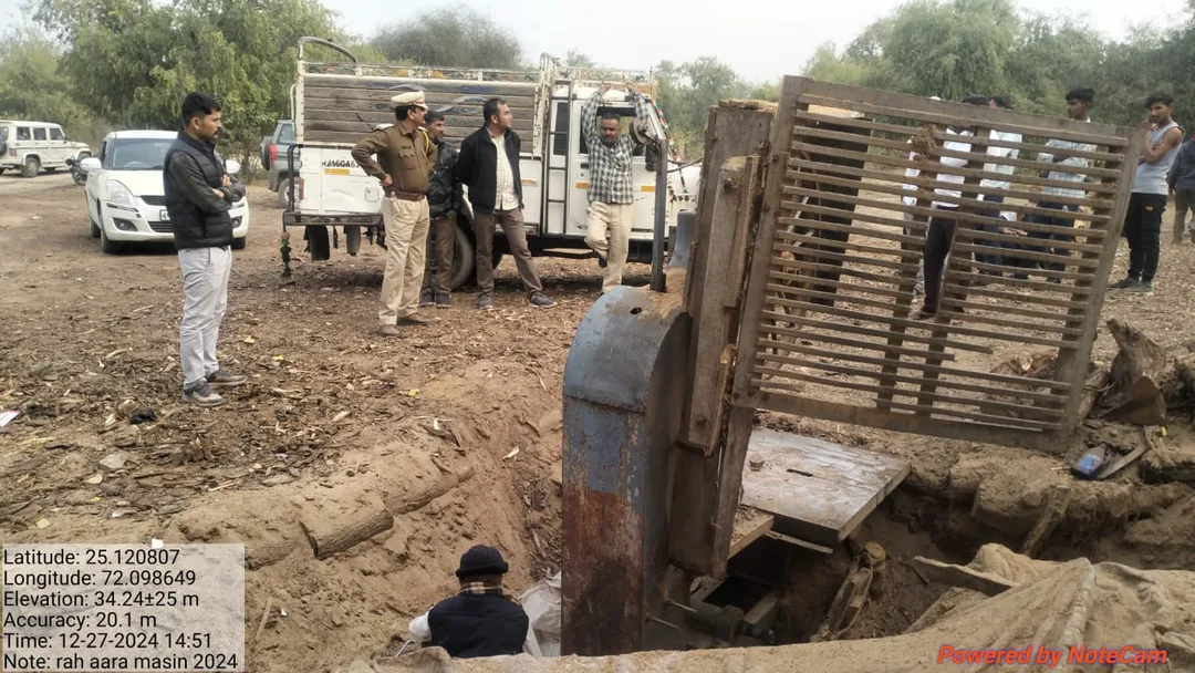 वन विभाग का खौफ, अवैध आरा मशीनों के खिलाफ कार्रवाई, लोकगीत की रचना कर किया अनूठा विरोध