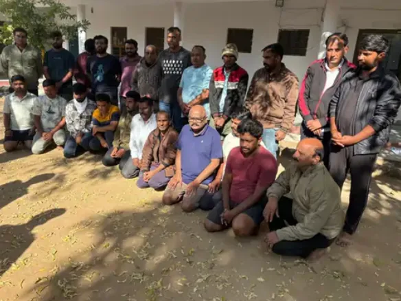रेवदर सट्टा कांड: 3 राज्यों के 23 जुआरी गिरफ्तार, लेकिन 'कुएं' के मालिक पर पुलिस मौन! पूर्व विधायक का नाम उछलते ही सियासत गरमाई – फोटो 4