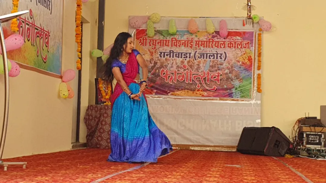 रघुनाथ कॉलेज में दूसरे साल भी फागोत्सव, टीमरी आदिवासी नांच ने शमा बांधा, सामूहिक गैर ने पूराने दिनों की याद ताजा की – फोटो 4