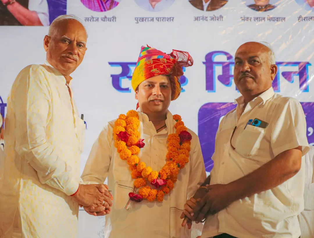 अहमदाबाद में प्रवासी राजस्थानियों ने भरी बदलाव की हुंकार, वैभव पर जताया भरोसा – फोटो 3