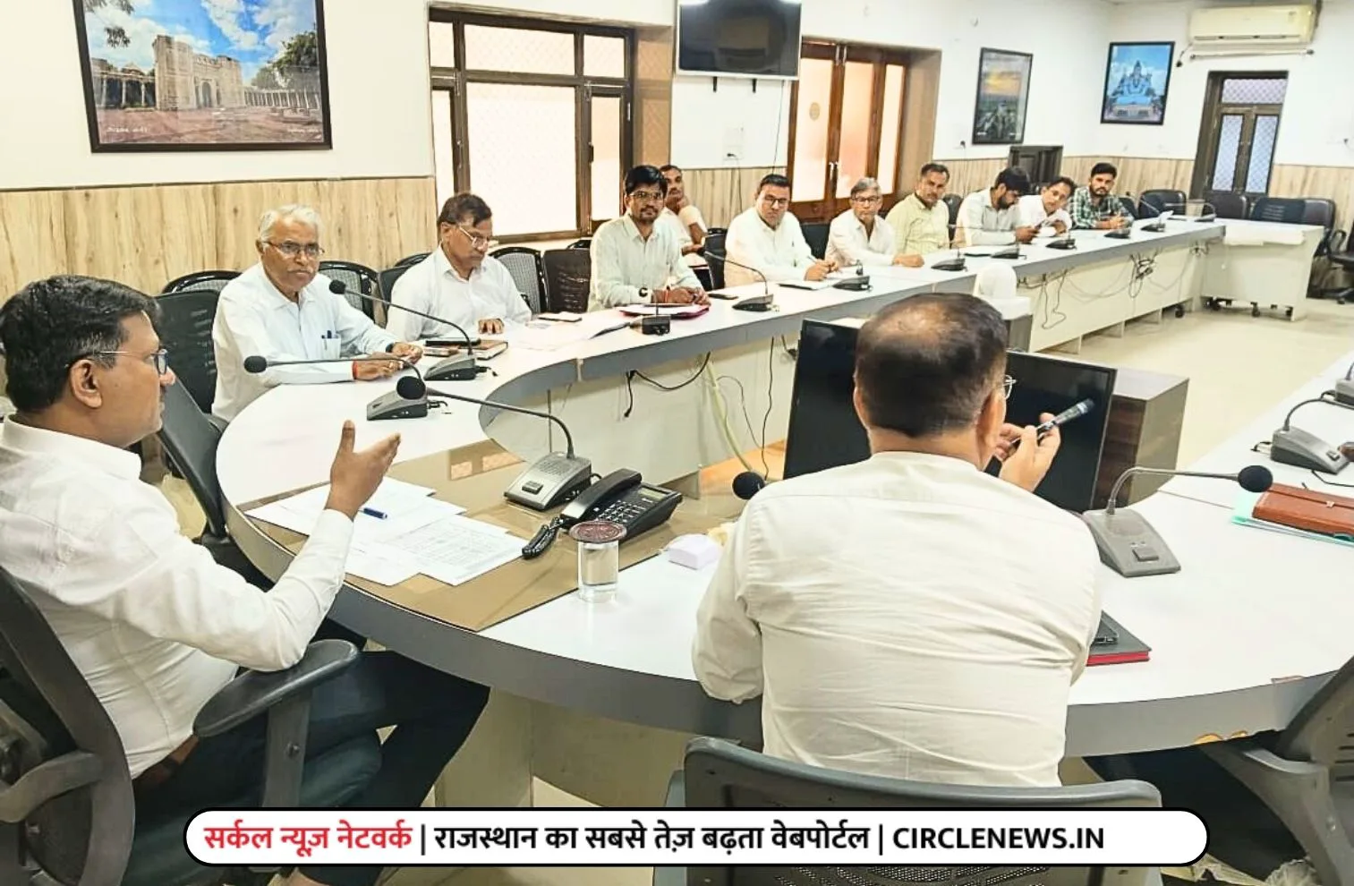 प्रवासी उद्योगपतियों को गृह जिले में निवेश के लिए करें प्रोत्साहित-जिला कलक्टर