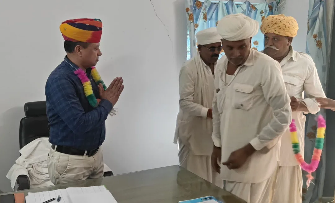 📰 रानीवाड़ा सरस डेयरी के नए MD डॉ. भरत सिंह चौधरी का भव्य स्वागत