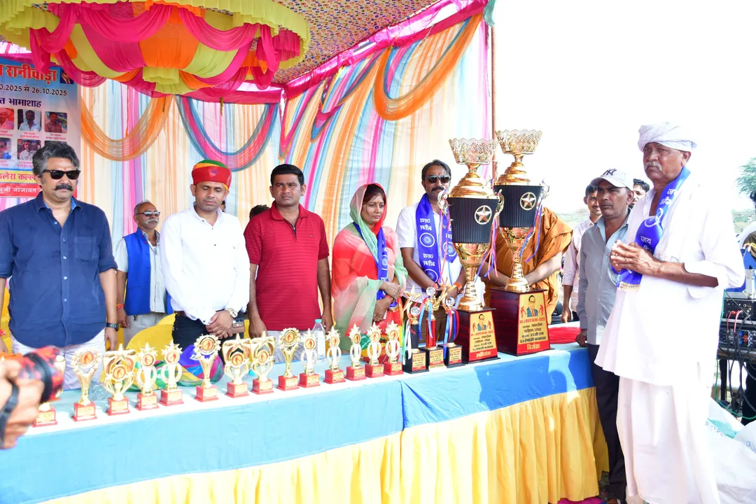 जालेरा कलां में मेघवाल समाज क्रिकेट प्रतियोगिता का भव्य आगाज़ – फोटो 3