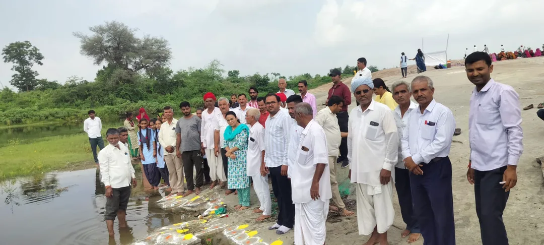 बड़गांव के ऐतिहासिक मालम देवला तालाब पर मनाई जलझूलनी एकादशी, एसडीएम और बीडीओ रहे मौजूद – फोटो 2