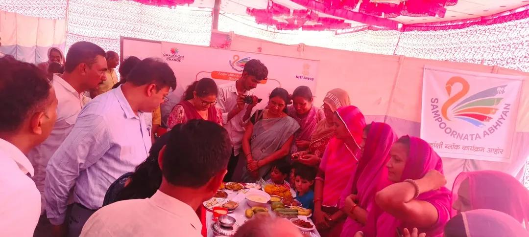 ग्राम स्तर पर मानकों के अनुरूप स्वास्थ्य, शिक्षा एवं कृषि में शत-प्रतिशत लक्ष्य अर्जित करें- आशीष कुमार दास – फोटो 2