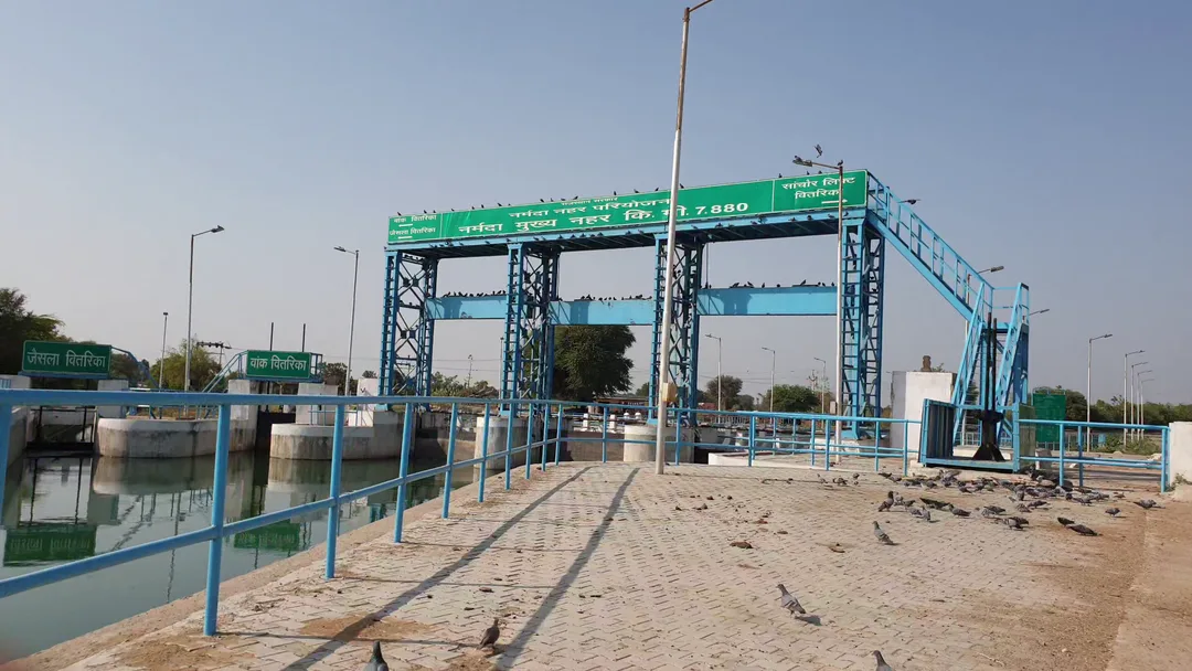राजभवन में डॉ. दीपक जोशी की पुस्तक "अपना जालोर" का विमोचन – फोटो 5