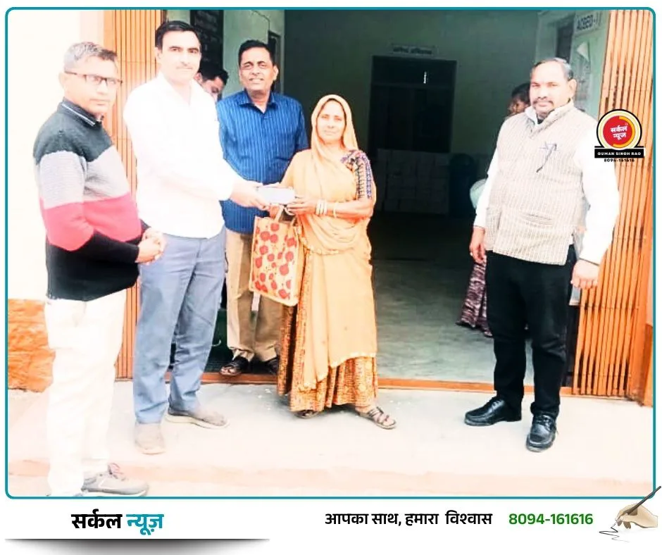 ईमानदारी अभी जिंदा है: रानीवाड़ा में युवक ने पेश की मिसाल, खोया हुआ कीमती मोबाइल ढूंढकर मालिक को लौटाया