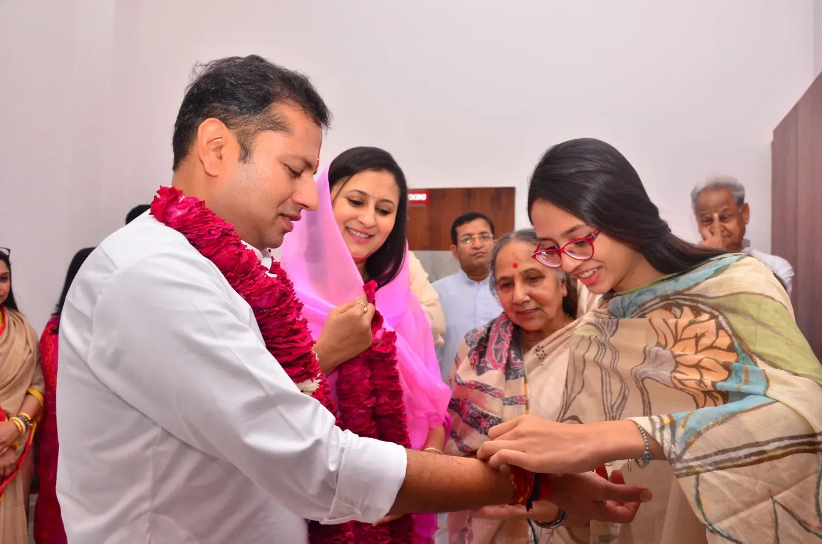 जालोर के लोगों के आशीर्वाद से भारी बहुमत से जीतेंगे वैभव: अशोक गहलोत