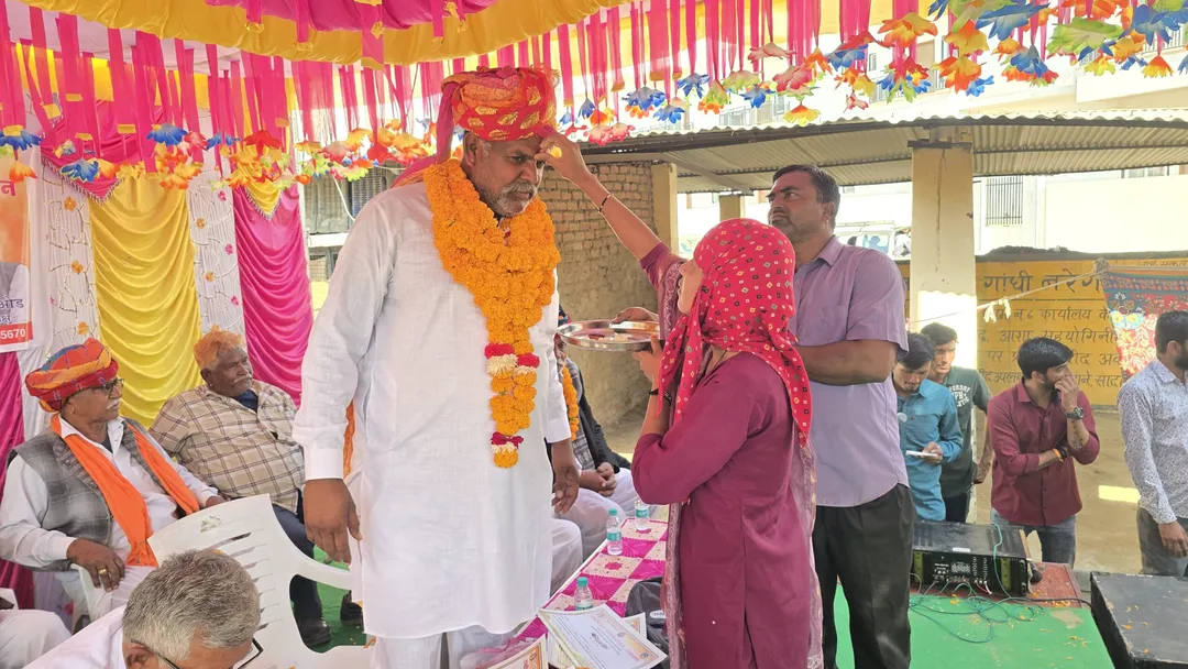 रानीवाडा: ओड समाज का शक्ति प्रदर्शन, पूनमचंद ओड को सौंपी जालौर की कमान, प्रतिभाओं का हुआ सम्मान – फोटो 3