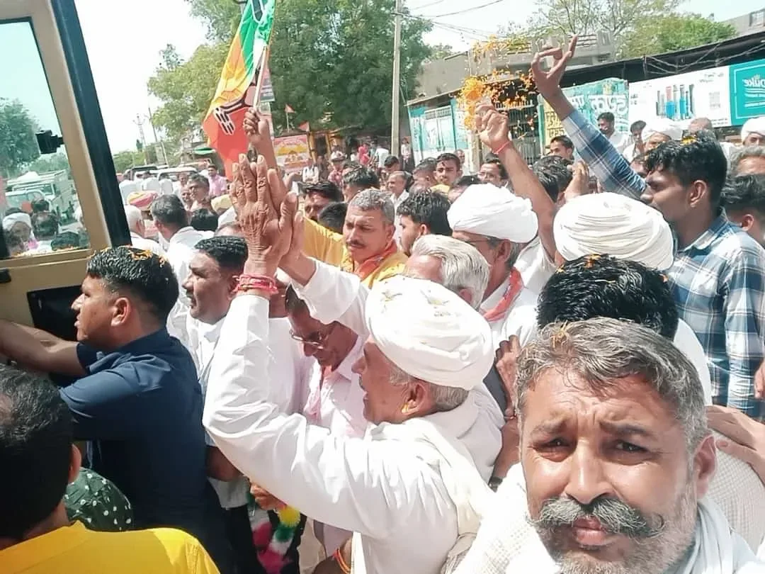 भाजपा की परिवर्तऩ यात्रा का रानीवाडा विधानसभा में आज दूसरा दिन, जगह-जगह हुआ स्वागत – फोटो 2