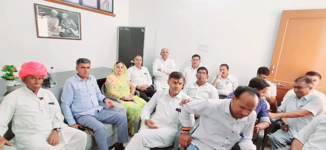 जालोर कांग्रेस कार्यालय में राहुल गांधी का वीडियो प्रदर्शित, वोट चोरी के तरीकों पर चर्चा