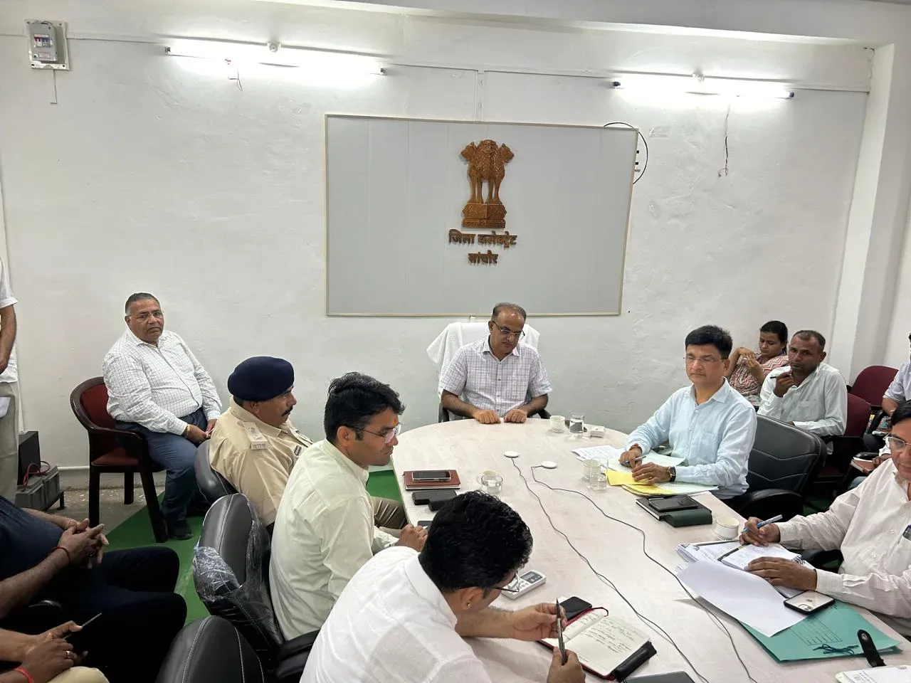 आमजन की परिवेदनाओं का त्वरित रूप से करें निस्तारण - जिला कलेक्टर, जिला स्तरीय जनसुनवाई व संपर्क समाधान शिविर संपन्न