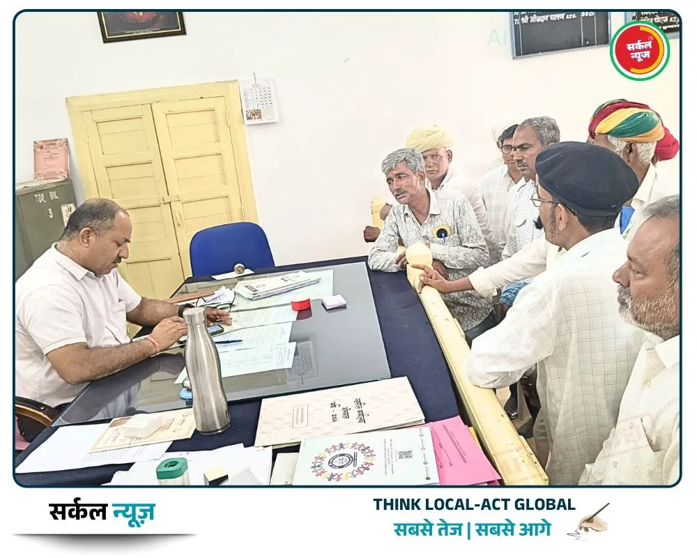 सड़क निर्माण कार्य रुकवाने का आरोप, ग्रामीणों ने तहसीलदार से लगाई गुहार