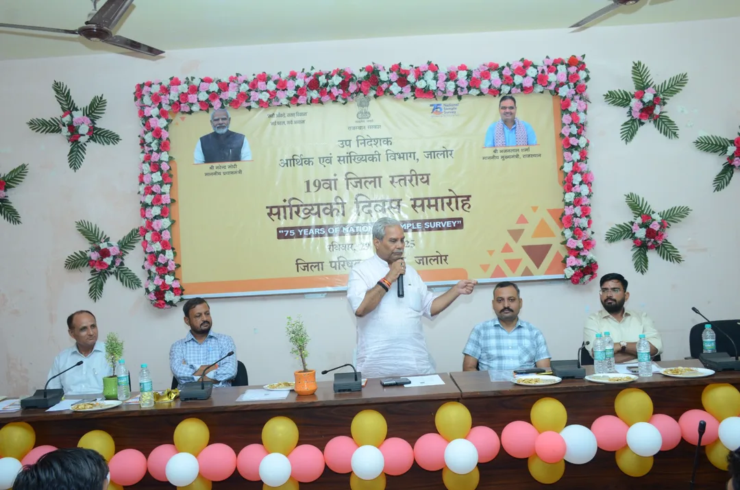 विद्यार्थी बड़ा लक्ष्य तय कर आगे बढ़ें : मुख्य सचेतक जोगेश्वर गर्ग