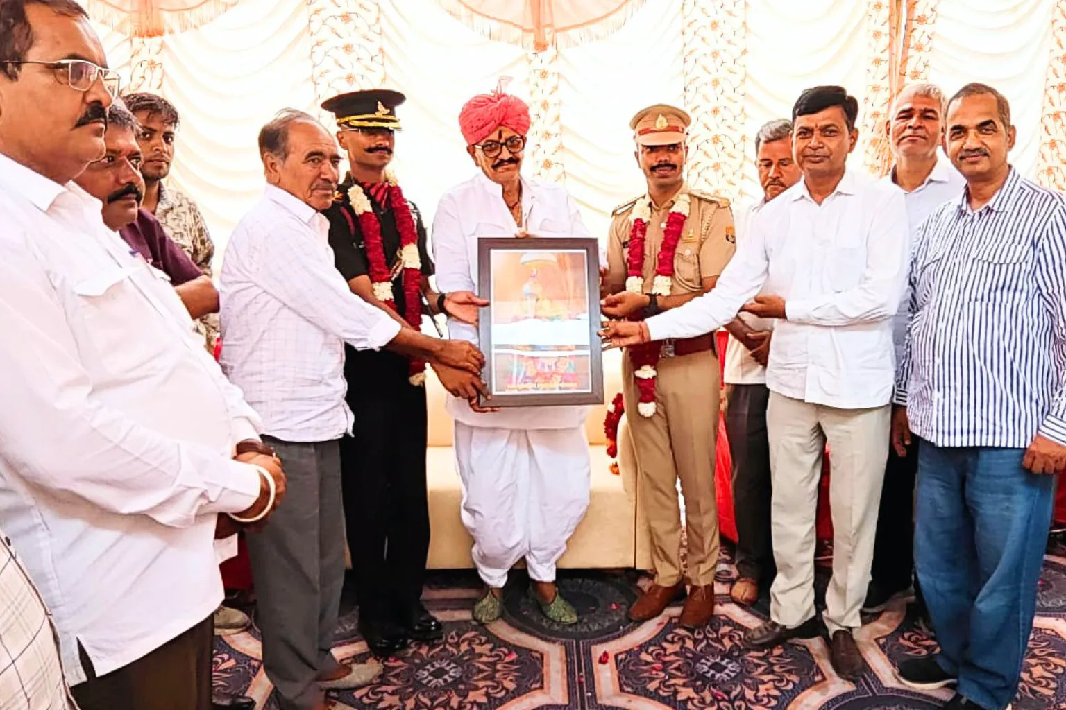सफलता की अमर गाथा: 6 बार मिली नाकामी, 7वें प्रयास में 'जालोरी शेर' प्रीतम सिंह ने रचा इतिहास; भाई संजय के साथ मिलकर जालोर के आंगन में रोपा 'शौर्य का कल्पवृक्ष'