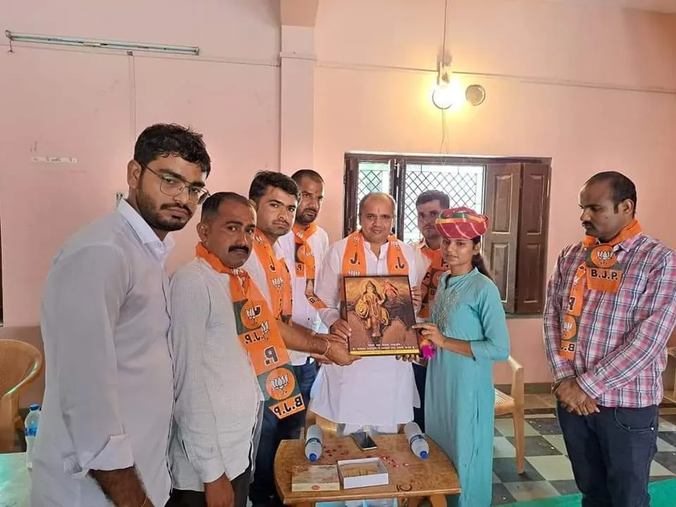 नवनिर्वाचित एबीवीपी पदाधिकारियों का सम्मान समारोह आयोजित हुआ