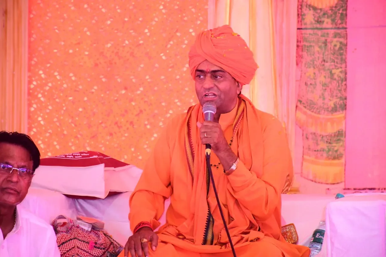 सिलासन अर्बुदा माताजी प्राण प्रतिष्ठा के दूसरे दिन उमडे लोग, वीआईपी साधु व राजनेताओं ने की शिरकत, कल शनिवार को होगी प्राण प्रतिष्ठा