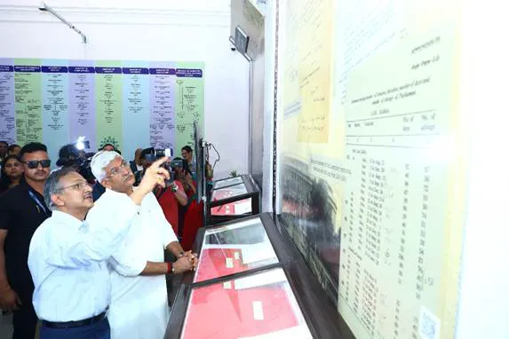 अभिलेख हमें शासन की वास्तविकता और दिशा से अवगत कराते हैं: केन्द्रीय मंत्री गजेन्द्र सिंह शेखावत
