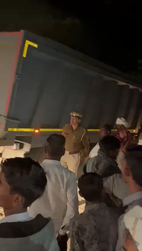 🚨🐂 जालेरा में मौत का 'हाईवा' आतंक! नशे में धुत ड्राइवर ने गौमाता को रौंदा; 'ओवरलोड' ट्रकों से दहश़त में ग्रामीण
