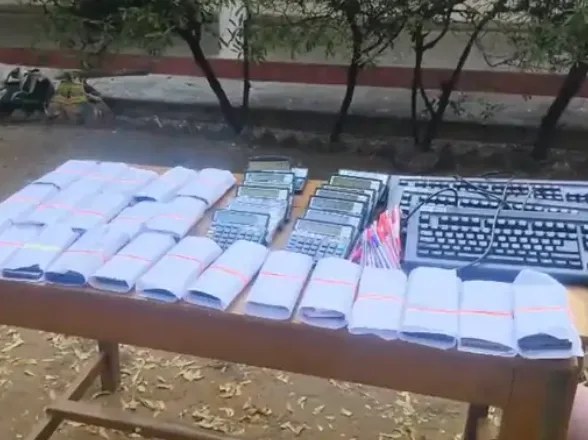 रेवदर सट्टा कांड: 3 राज्यों के 23 जुआरी गिरफ्तार, लेकिन 'कुएं' के मालिक पर पुलिस मौन! पूर्व विधायक का नाम उछलते ही सियासत गरमाई – फोटो 3
