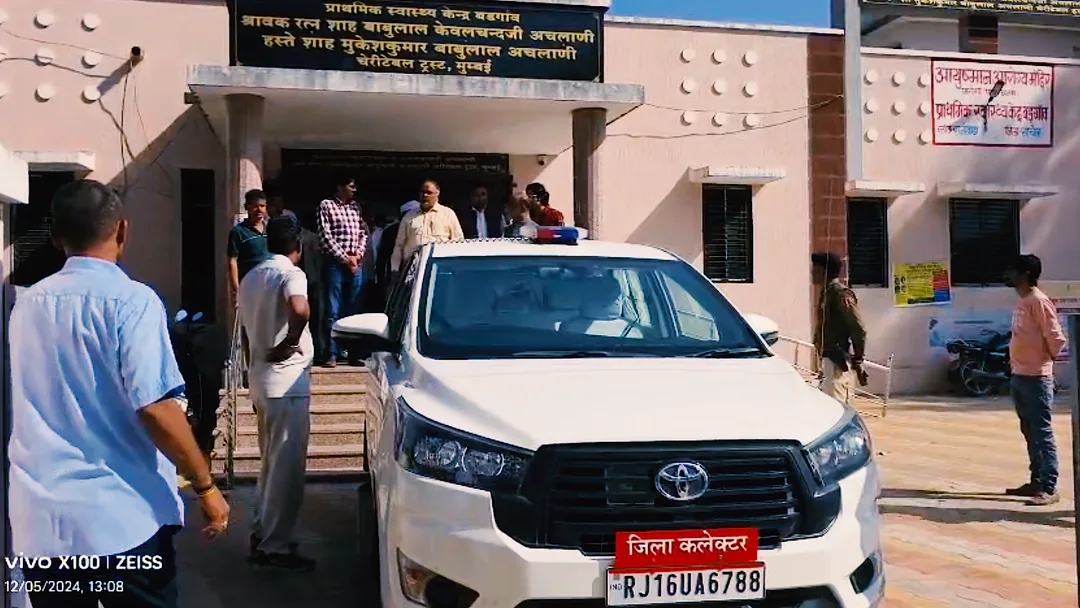 सांचौर कलेक्टर राठौड़ ने जिला अस्पताल का औचक निरीक्षण किया – फोटो 2