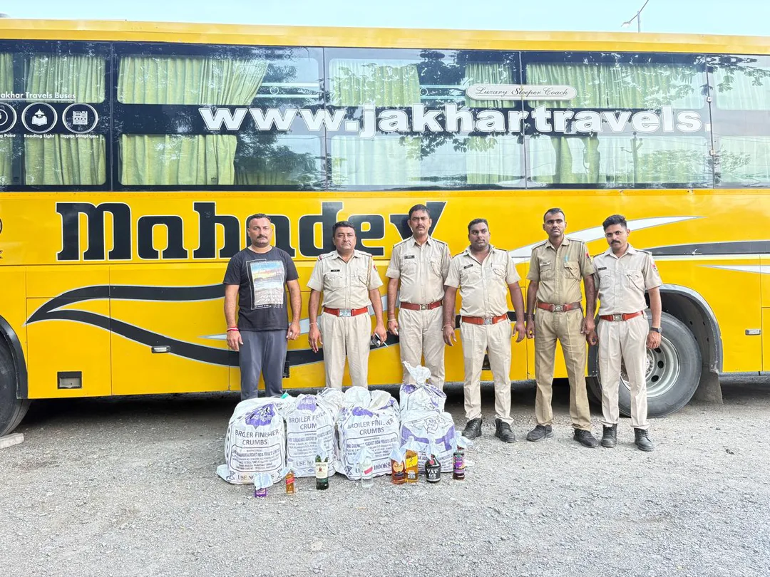 बस की डिक्की में छिपा रखी थी 'महंगी जाम', गुजरात पहुंचने से पहले आबूरोड पुलिस ने दबोचा – फोटो 2